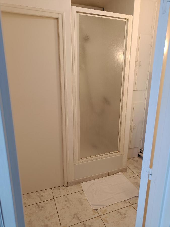 Couturier Lovely Appartement Proche Centre Ville Reims Exterior foto