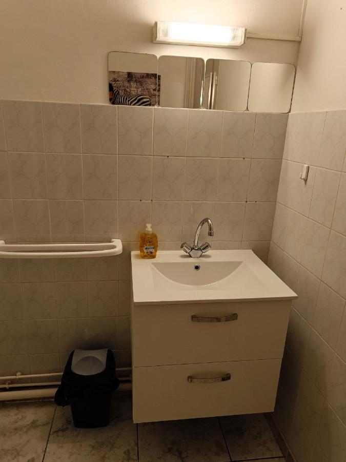 Couturier Lovely Appartement Proche Centre Ville Reims Exterior foto