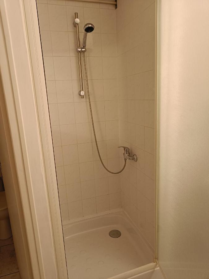 Couturier Lovely Appartement Proche Centre Ville Reims Exterior foto